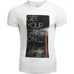 T-shirt męski TSM604 - BIAŁY - Outhorn. T-shirty męskie marki Outhorn. W wyprzedaży za 27.99 zł.