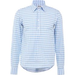 Band of Outsiders PULL OVER Koszula atlantic blue. Koszule męskie Band of Outsiders. Za 819.00 zł.