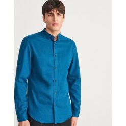 Koszula regular fit ze stójką - Turkusowy. Koszule męskie marki Reserved. Za 99.99 zł.