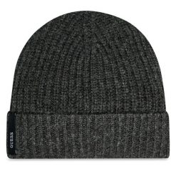 Czapka Guess. Szare czapki męskie Guess, na zimę, z aplikacjami. Za 119.99 zł.