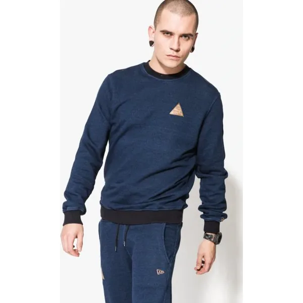 New Era Bluza Crafted Crew Neck Ne , granatowy, rozmiar XL. Niebieskie bluzy nierozpinane męskie New Era, m, z aplikacjami, z bawełny, sportowe, bez ramiączek, bez kaptura. W wyprzedaży za 189.99 zł.