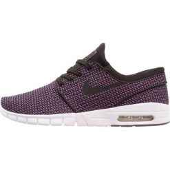 Nike SB STEFAN JANOSKI MAX Sneakersy niskie black/pro purple/white. Czarne buty sportowe na co dzień męskie Nike SB, z materiału. W wyprzedaży za 399.20 zł.
