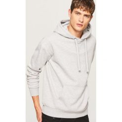 Bluza kangurka z kapturem - Jasny szar. Bluzy nierozpinane męskie marki Reserved. Za 79.99 zł.