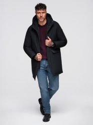 Klasyczna długa męska kurtka typu parka – czarna V6. Czarne kurtki męskie Ombre Clothing, m, z aplikacjami, z materiału, klasyczne, bez ramiączek, z kapturem. Za 529.99 zł.