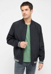 Męska Kurtka Przejściowa Mustang Style Limon Black 1016235 4142. Czarne kurtki męskie Mustang, m, bez wzorów, bez ramiączek, bez kaptura. Za 219.99 zł.