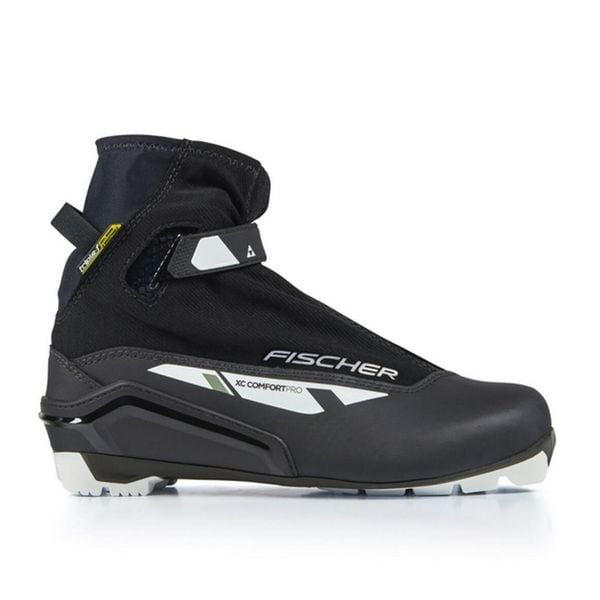 Buty biegowe Fischer XC Comfort Pro Black. Czarne buty do biegania męskie FISCHER, na zimę, bez wzorów, bez zapięcia, narciarskie. W wyprzedaży za 499.00 zł.