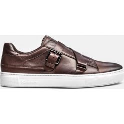 Brązowe trampki męskie. Buty sportowe na co dzień męskie marki Kazar. Za 469.00 zł.