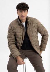 Pikowana kurtka J-LUSIO. Brązowe kurtki męskie Volcano, m, bez wzorów, z materiału, bez ramiączek, bez kaptura. Za 329.99 zł.