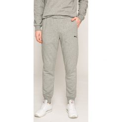 Puma - Spodnie. Długie spodnie sportowe męskie marki Puma. W wyprzedaży za 139.90 zł.