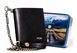 Portfel z łańcuchem Peterson [DH] PTN 303Ł-2-1-1 czarny. Czarne portfele męskie Peterson, bez wzorów, ze skóry. Za 104.00 zł.