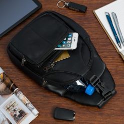 Saszetka nerka przez ramię crossbody męska modna torba dwukomorowa skóra naturalna F03. Saszetki męskie bez wzorów, ze skóry. Za 109.90 zł.