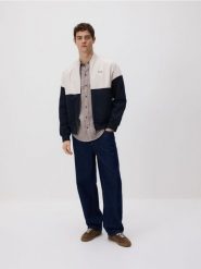 Kurtka bomberka ze stójką - granatowy. Niebieskie kurtki męskie Reserved, l, bez wzorów, bez ramiączek, bez kaptura. Za 139.99 zł.