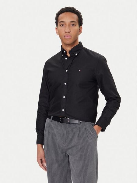 Tommy Hilfiger Koszula Solid Heritage MW0MW35774 Czarny Regular Fit. Czarne koszule męskie Tommy Hilfiger, m, bez wzorów, z bawełny, bez kołnierzyka, bez ramiączek. Za 299.99 zł.