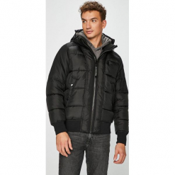 G-Star Raw - Kurtka. Czarne kurtki męskie G-Star Raw, z poliesteru, retro, z krótkim rękawem. W wyprzedaży za 699.90 zł.