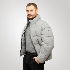 Kurtka męska Champion Kurtka męska Champion. Kurtki męskie CHAMPION, m, bez wzorów, bez ramiączek, bez kaptura. Za 739.00 zł.