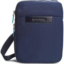 Saszetka PIQUADRO - CA3228CE/BLU Granatowy. Saszetki męskie marki Piquadro. W wyprzedaży za 309.00 zł.