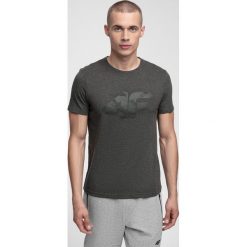 T-shirt męski TSM280 - ciemny szary melanż. T-shirty męskie marki 4f. W wyprzedaży za 39.99 zł.
