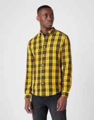 WRANGLER LS 1PKT BUTTON DOWN MĘSKA KOSZULA GOLDEN ROD W5F34MX1K 112130124. Koszule męskie Wrangler, m, bez wzorów, bez kołnierzyka, bez ramiączek. Za 129.99 zł.
