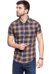 KOSZULA MĘSKA KRÓTKI RĘKAW WRANGLER SS 1PKT SHIRT PATRIOT BLUE W5881OR5H 112129599. Niebieskie koszule męskie Wrangler, l, bez wzorów, bez kołnierzyka, bez ramiączek. Za 119.99 zł.