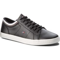 Sneakersy TOMMY HILFIGER - Essential Leathermix Low Sneaker FM0FM01632 Black 990. Buty sportowe na co dzień męskie marki KALENJI. W wyprzedaży za 309.00 zł.