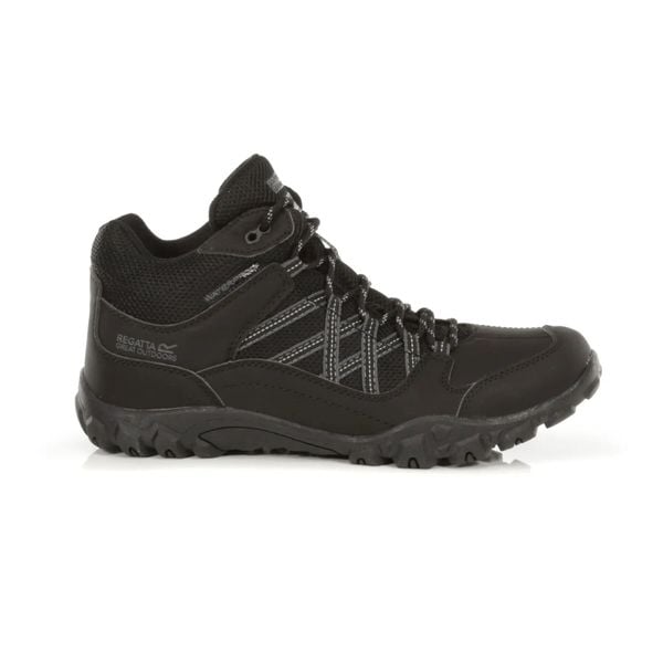 Buty trekkingowe męskie Edgepoint Mid Regatta. Czarne buty trekkingowe męskie Regatta, bez wzorów, bez zapięcia, trekkingowe. W wyprzedaży za 232.00 zł.