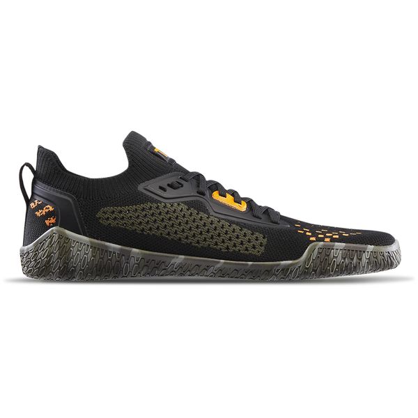 Buty treningowe TYR DZL-1 DropZero Berafoot, sznurowane. Brązowe buty treningowe męskie TYR, bez wzorów, bez zapięcia. W wyprzedaży za 519.99 zł.