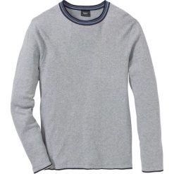 Sweter z bawełny z recylingu bonprix jasnoszary melanż. Szare swetry męskie bonprix, bez wzorów, z bawełny, bez kołnierzyka, bez ramiączek. Za 37.99 zł.