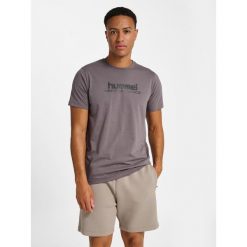 Koszulka Hummel Pulse Graphic. Brązowe t-shirty sportowe męskie HUMMEL, bez wzorów, sportowe, bez ramiączek. Za 167.00 zł.