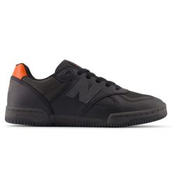 Buty unisex New Balance Numeric NM600TOO – czarne. Czarne buty sportowe na co dzień męskie New Balance, m, bez wzorów, z gumy, klasyczne, bez ramiączek, bez kaptura, na fitness i siłownię. Za 299.99 zł.