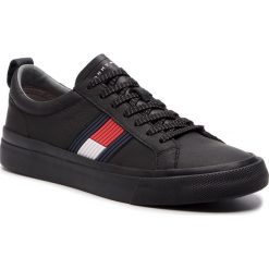 Tenisówki TOMMY HILFIGER - Flag Detail Leather Sneaker FM0FM01712 Black 990. Trampki męskie Tommy Hilfiger. Za 449.00 zł.