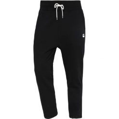 GStar RODIS CROPPED PANT Spodnie treningowe dark black. Długie spodnie sportowe męskie marki G-Star. Za 369.00 zł.