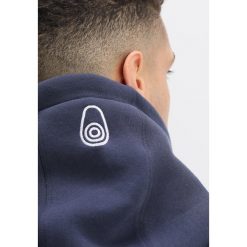 Sail Racing BOWMAN ZIP HOOD Bluza rozpinana navy. Niebieskie bluzy rozpinane męskie Sail Racing, z bawełny. Za 529.00 zł.