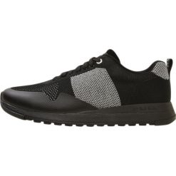 PS by Paul Smith RAPPID REFLECTIVE Sneakersy niskie black. Czarne buty sportowe na co dzień męskie PS by Paul Smith, z materiału. Za 799.00 zł.