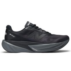 Buty męskie New Balance FuelCell Rebel v5 MFCXLC5 – czarne. Czarne buty do biegania męskie New Balance, bez wzorów, z gumy, bez zapięcia, do biegania. Za 749.99 zł.