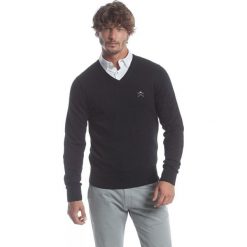 Polo Club C.H.A sweter męski M czarny. Czarne swetry męskie Polo Club C.H..A, bez wzorów, bez kołnierzyka, bez ramiączek. W wyprzedaży za 199.00 zł.
