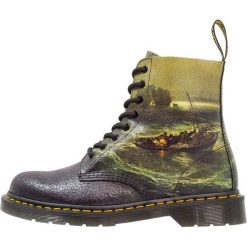 Dr. Martens BOOT Botki sznurowane multicolor. Buty zimowe męskie marki Dr. Martens. W wyprzedaży za 623.20 zł.