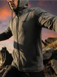 Rozpinana bluza z kapturem - zielony. Zielone bluzy z kapturem męskie Sinsay, l, bez wzorów, z kapturem. Za 79.99 zł.