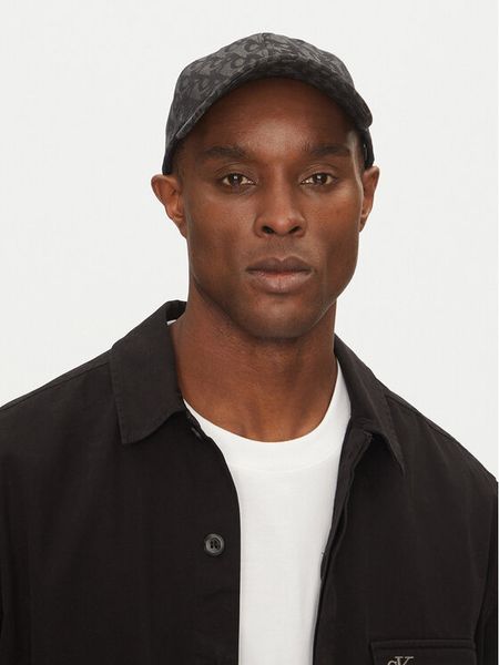 Calvin Klein Czapka z daszkiem Logo Jacquard LV04G5066G Czarny. Czarne czapki męskie Calvin Klein, bez wzorów, z poliesteru. Za 109.99 zł.