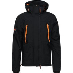 Superdry HOODED POLAR WIND ATTACKER Kurtka przejściowa black/orange. Bluzy z polaru męskie marki Superdry. Za 599.00 zł.