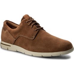 Półbuty CLARKS - Vennor Walk 261317497 Dark Tan Suede. Brązowe codzienne półbuty męskie Clarks, z materiału. W wyprzedaży za 229.00 zł.