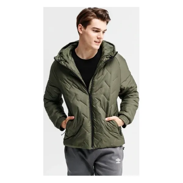 Adidas Kurtka Bts , khaki, rozmiar L. Brązowe kurtki męskie ADIDAS, l, bez wzorów, z materiału, wizytowe, bez ramiączek, bez kaptura. W wyprzedaży za 249.99 zł.