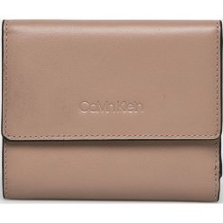 Calvin Klein - Portfel skórzany. Portfele męskie marki Calvin Klein. W wyprzedaży za 179.90 zł.