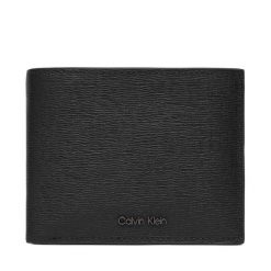 Portfel Calvin Klein. Czarne portfele męskie Calvin Klein, bez wzorów. Za 349.99 zł.