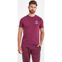 T-SHIRT Armani Exchange. T-shirty męskie Armani Exchange, m, bez wzorów, bez kołnierzyka, bez ramiączek. Za 219.00 zł.