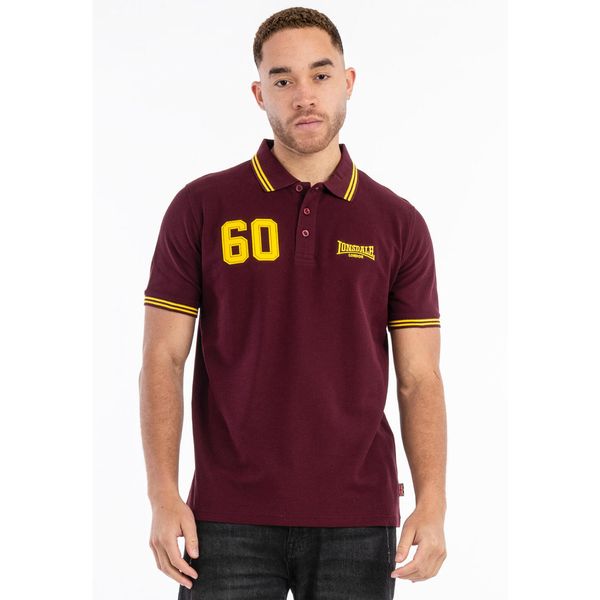 Koszulka polo o klasycznym kroju Lonsdale Hellister. Czerwone koszulki polo męskie Lonsdale, m, bez wzorów, klasyczne, bez kołnierzyka, bez ramiączek. Za 199.50 zł.