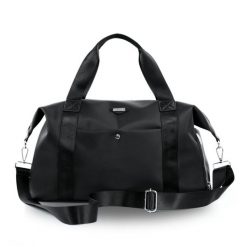 Torba podróżna na ramię FB50 Lundra czarna. Czarne torby sportowe męskie Solier, bez wzorów, z materiału, na ramię, duże. Za 138.99 zł.