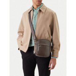 Saszetka Beverly Hills Polo Club. Brązowe saszetki męskie Beverly Hills Polo Club, bez wzorów, młodzieżowe, małe. Za 149.99 zł.