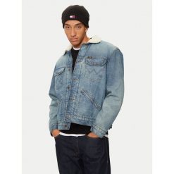 Czapka Tommy Jeans. Czarne czapki męskie Tommy Jeans, na zimę, bez wzorów, z jeansu. Za 219.99 zł.