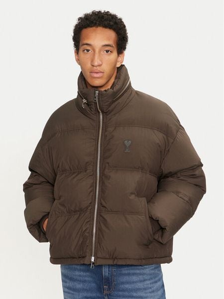 AMI Paris Kurtka zimowa HJK403.PA0009 Brązowy Regular Fit. Brązowe kurtki męskie AMI PARIS, na zimę, m, bez wzorów, z syntetyku, bez ramiączek, bez kaptura. Za 3,539.99 zł.