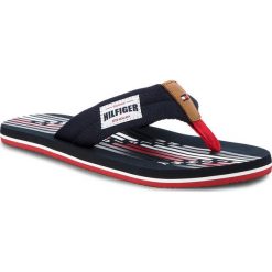 Japonki TOMMY HILFIGER - Seasonal Tommy Beach Sandal FM0FM01609 Midnight 403. Klapki i japonki męskie Tommy Hilfiger. W wyprzedaży za 139.00 zł.